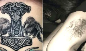 Tatuajes del martillo de Thor con cuervos y runas, simbolizando fuerza y protección. El martillo de Thor tatuaje significado es poder y valentía.